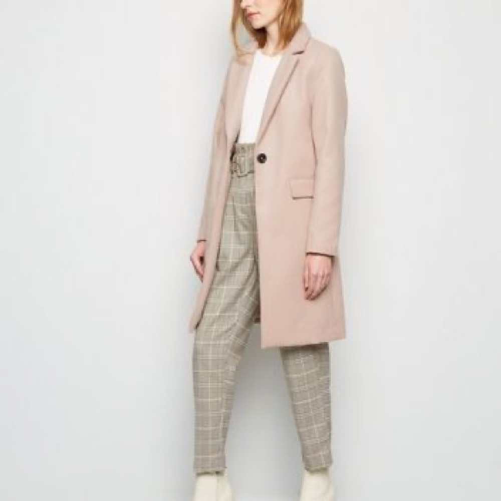 Light pink single button coat ✨